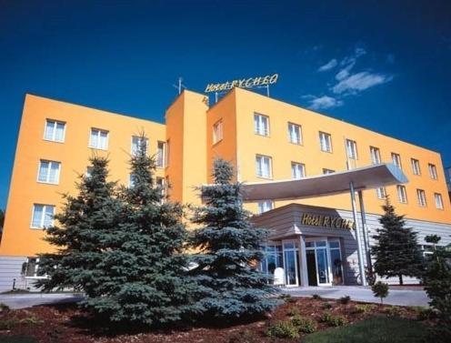 Hotel Rychlo Богатиня Екстер'єр фото
